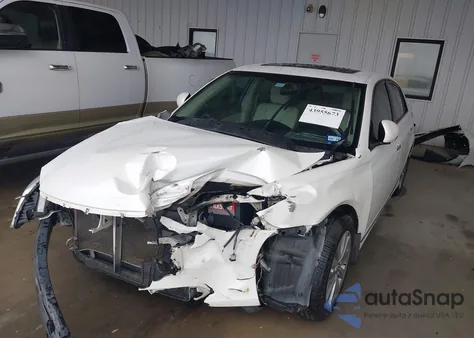 2012 Toyota Avalon Limited z USA, uszkodzony, nr VIN 4T1BK3DBXCU459822